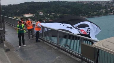 Şampiyon Beşiktaş’ın bayrağı köprüde