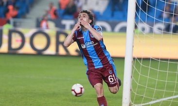 Abdulkadir Ömür bıçak altında