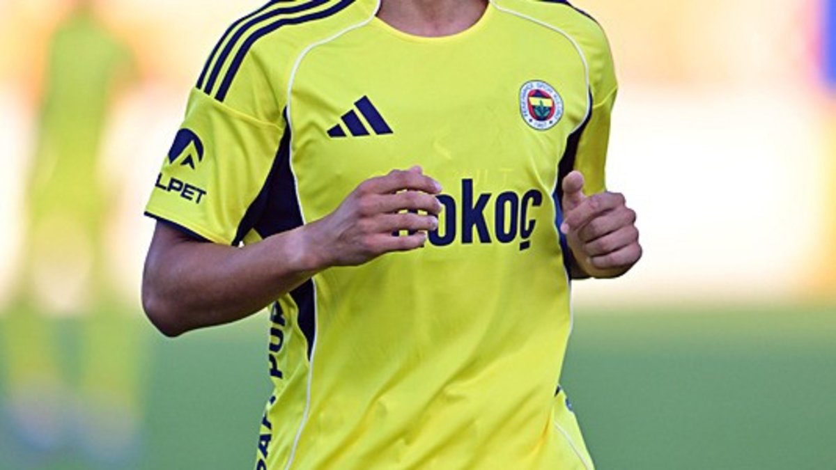 TRANSFER HABERLERİ | Fenerbahçe'de o futbolcu ay sonu takımdan ayrılacak!