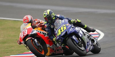 Valentino Rossi, Marc Marquez'i kasten çarpmakla suçladı