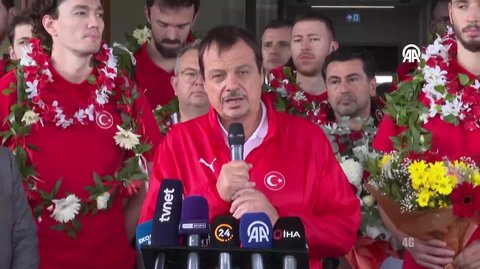 Ergin Ataman: Basketbolu yeniden sevdirdik