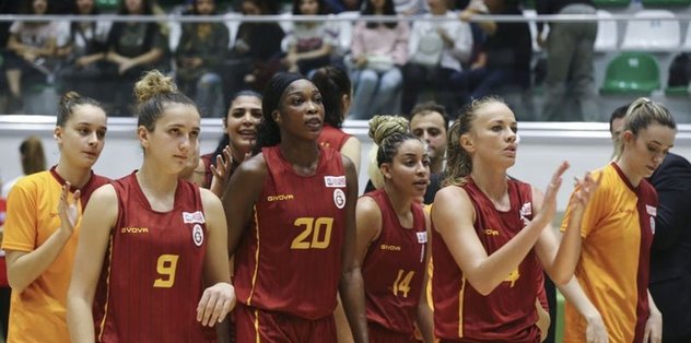 G.Saray'dan transfer açıklaması! 9 yeni sözleşme...