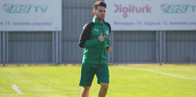 Bursaspor’da Emre Taşdemir sevinci