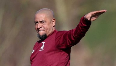 Carlos ameliyata alındı