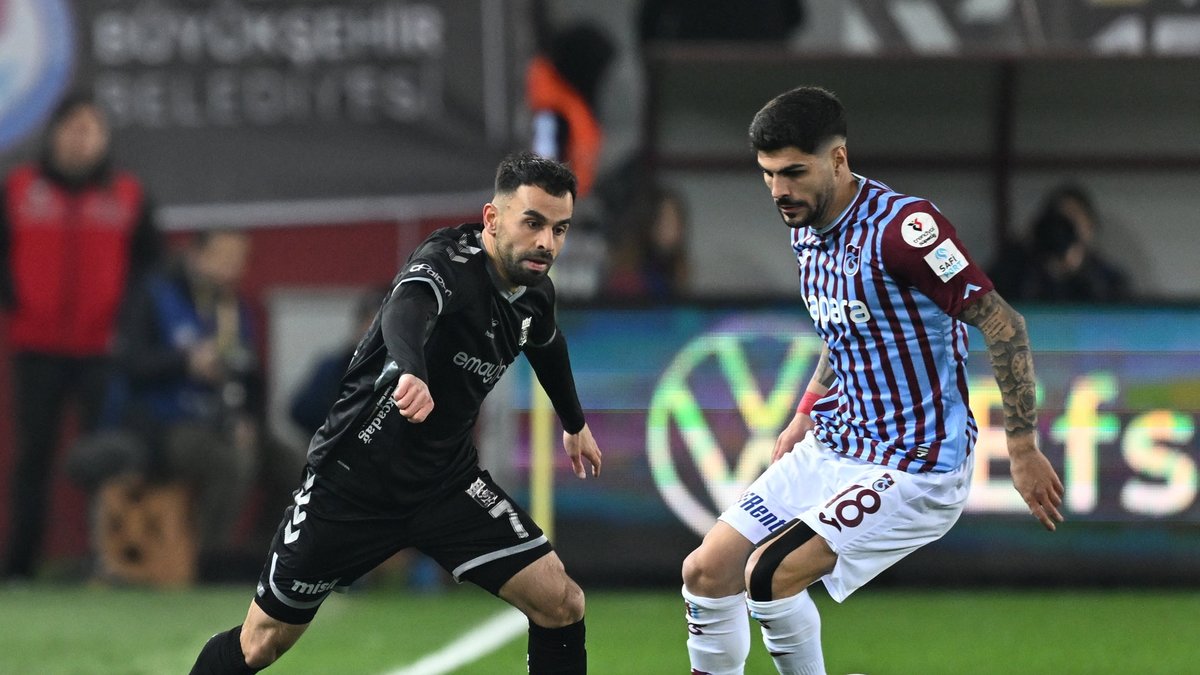 Fenerbahçe Eren Elmalı için devrede! Galatasaray'a bir transfer çalımı daha Fenerbahçe Eren Elmalı için devrede! Galatasaray'a bir transfer çalımı daha