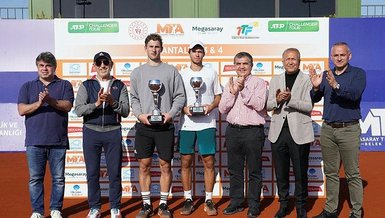 Rus tenisçi Tiurnev Antalya'da şampiyon