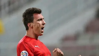 Bekle bizi Mandzukic