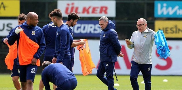 Fenerbahçe'de Ersun Yanal'ın ideal 11'i yok