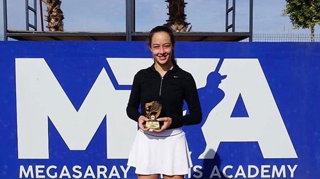 Milli tenisçi Zeynep Sönmez Darya Astakhova'yı yenerek şampiyon oldu