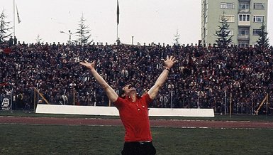 Amigo Orhan vefat etti