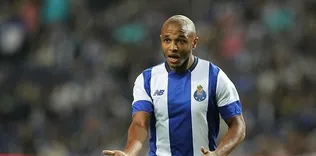 Brahimi Jose Sosa yüzünden kaçtı!