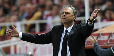 Sevilla'da Caparros dönemi bitti