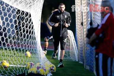 Beşiktaş İtalya’da rota değiştirdi! İşte Burak Yılmaz’ı yedekleyecek golcü