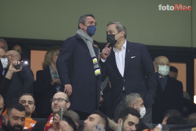 Galatasaray - Fenerbahçe derbisinde olay! "Defolup gidin"
