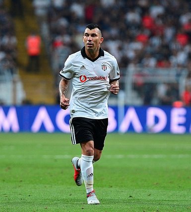 Gary Medel kara listeye alındı