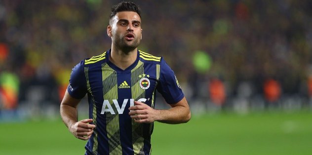 Deniz Turuc Ayrilmaya Niyetim Yok Son Dakika Fenerbahce Haberleri Fotomac