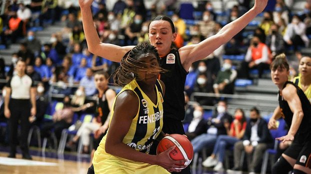 Potada Kanarya Aslan’ı devirdi