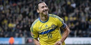 Ibrahimovic leads Sweden by example