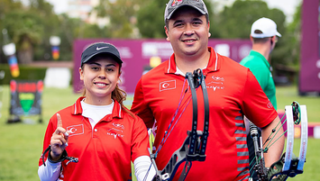 Hazal Burun ve Emircan’dan altın