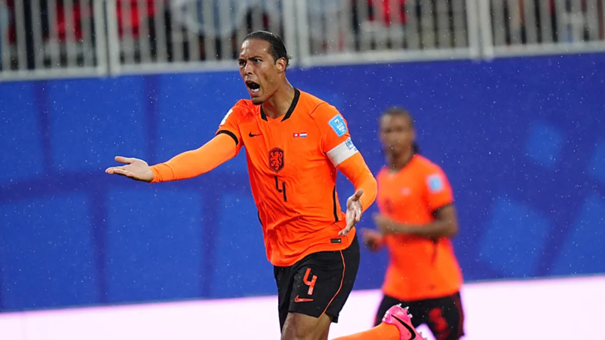 Galatasaray'a transferde dev rakip! Van Dijk'ın yeni adresi...