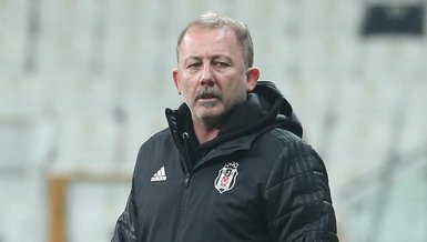 Son dakika spor haberi: Beşiktaş'ta Sergen Yalçın için son tur! İmzalar atılmazsa... (BJK haberi)