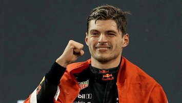 Max Verstappen'den tarihi sözleşme