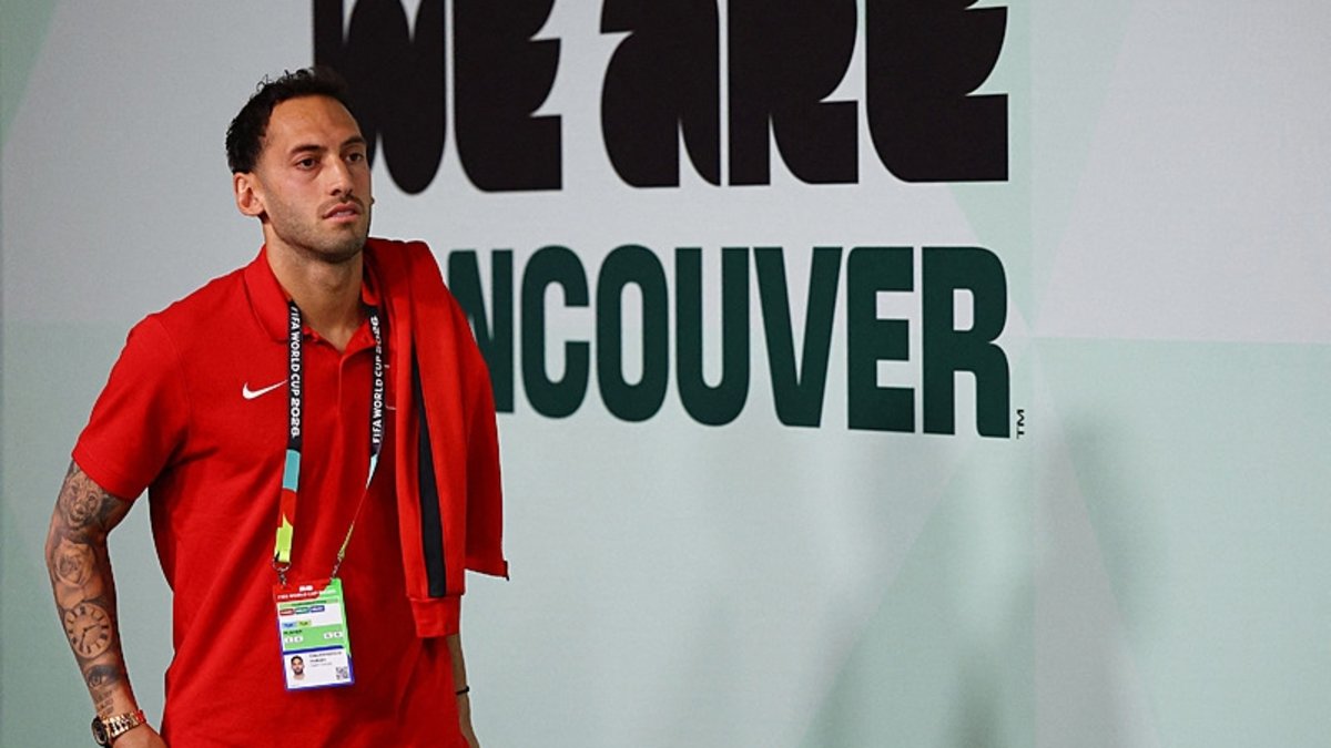 Hakan Çalhanoğlu'dan Avustralyalı muhabire tokat gibi yanıt!