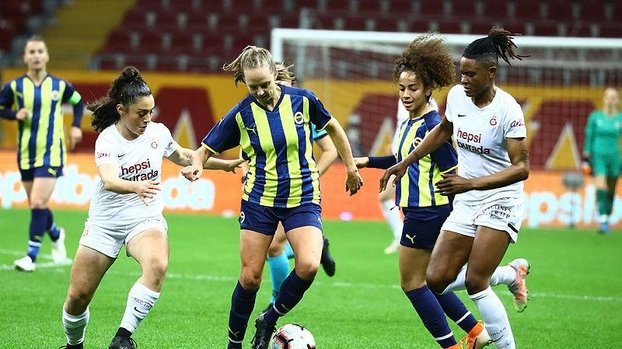 Kadın Futbol Ligi'nde kuralar çekildi