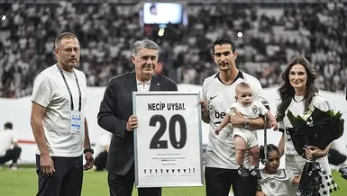Necip Uysal'dan veda