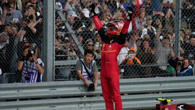 Carlos Sainz Formula 1 Britanya GP'sini kazandı!