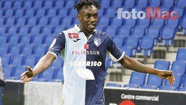 Galatasaray ve Beşiktaş transferde karşı karşıya! Transferi kendi açıkladı...