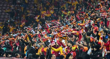 Galatasaray’dan 3 boyutlu koreografi şöleni