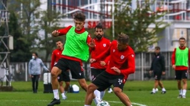 Samsunspor'da bir oyuncunun Covid-19 testi pozitif çıktı #
