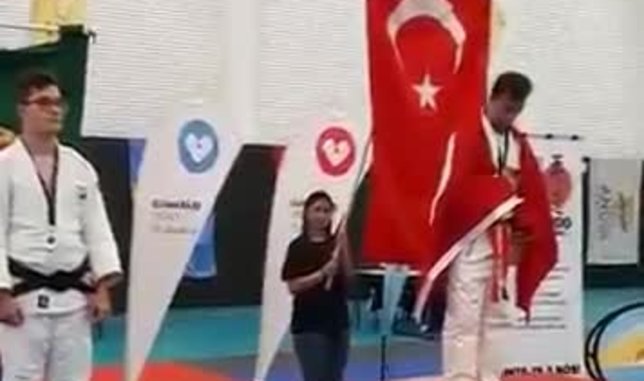 Down Sendromlular Dünya Judo Şampiyonası'nda Talha Ahmet Erdem dünya şampiyonu oldu!