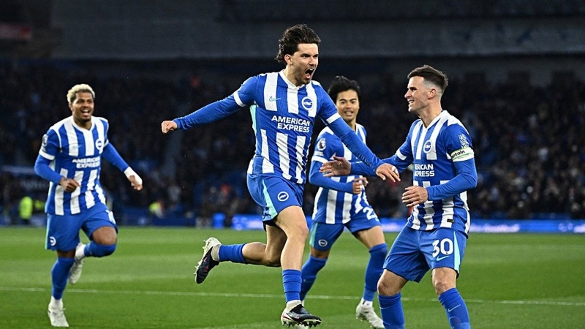 Ferdi Kadıoğlu'nun gol attığı maçta Brighton, Chelsea'yi devirdi!