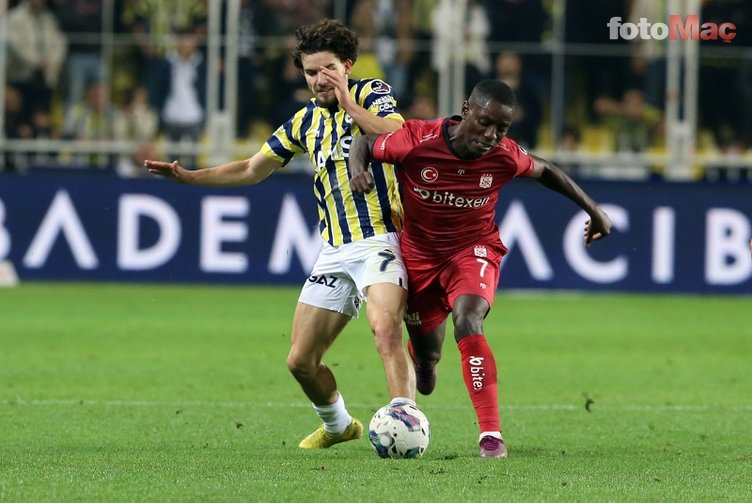 FENERBAHÇE HABERLERİ | 2 İtalyan devi Fenerbahçeli yıldız için geldi! Giresun maçında