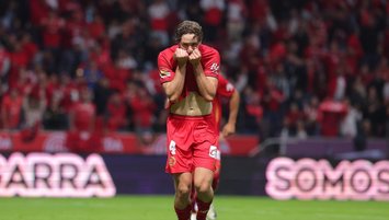 Trabzonspor'a Meksikalı orta saha!