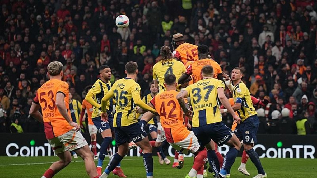 Süper Lig'de şampiyonluk oranları güncellendi! Galatasaray ve Fenerbahçe... Süper Lig'de şampiyonluk oranları güncellendi! Galatasaray ve Fenerbahçe...