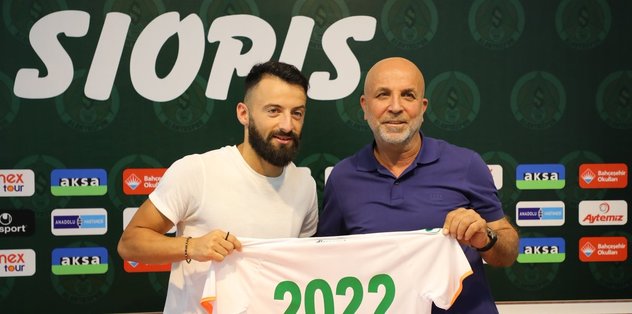 Alanyaspor Yunan futbolcu Emmanouil Siopis'i kadrosuna kattı