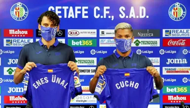 Getafe Enes’i tanıttı