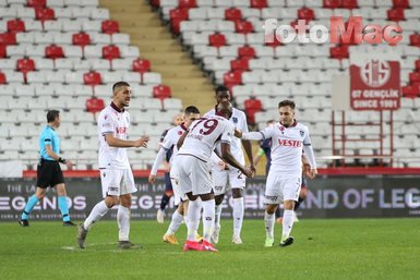 Spor yazarlarından Antalyaspor-Trabzonspor maçı yorumu!