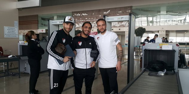 Elazığspor deplasmana 21 futbolcuyla gitti