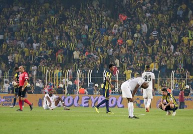 Spor yazarları Fenerbahçe-Beşiktaş derbisini yazdı
