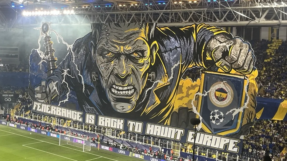 Fenerbahçe-Roma maçı öncesi Kadıköy'de görsel şölen!