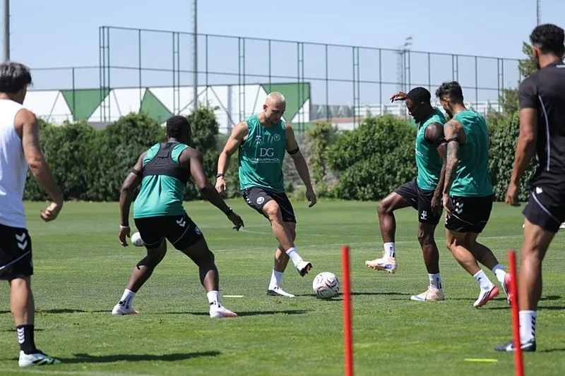 Fenerbahçe - TÜMOSAN Konyaspor maçı ne zaman? Fenerbahçe - TÜMOSAN Konyaspor maçı saat kaçta ve hangi kanalda? - 2