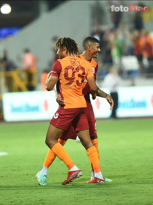 GALATASARAY TRANSFER HABERİ: Sacha Boey Ada yolcusu! Bonservisi... GALATASARAY TRANSFER HABERİ: Sacha Boey Ada yolcusu! Bonservisi...