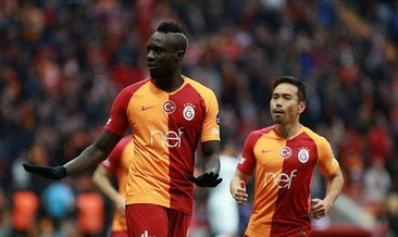 Galatasaray'da Mbaye Diagne gemileri yaktı