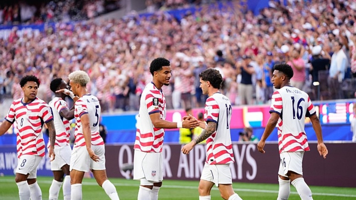 Paraguay'ı deviren ABD, Dünya Kupası'na 3 puanla başladı!