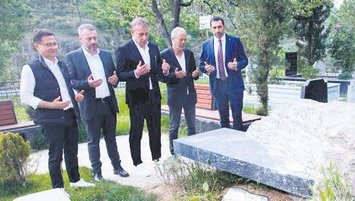 Sümer’in mezarına ziyaret