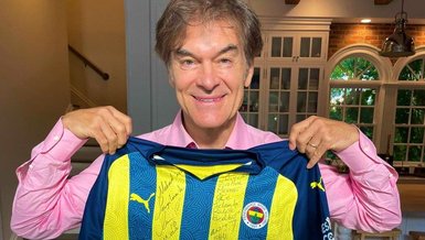 Mehmet Öz formayı giydi